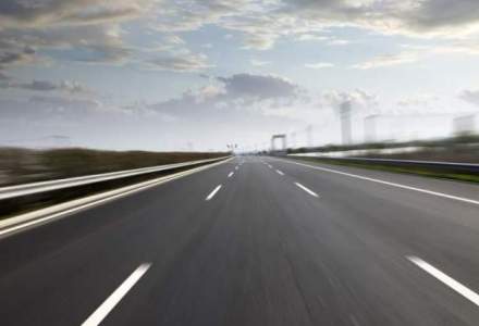 Ministrul Transporturilor, Razvan Cuc: 100 din cei 170 de kilometri de autostrada aflati in constructie, dati in circulatie in acest an
