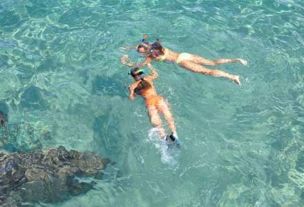 INEDIT: Snorkeling si scuba diving contra...unui sac de deseuri