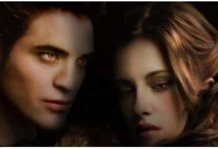 Kristen Stewart si Robert Pattinson, cuplul din filmele romantice cu cele mai mari incasari