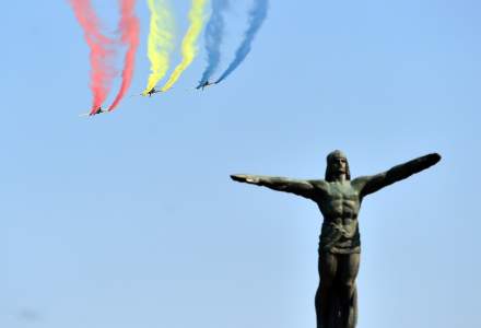 Ziua Aviatiei Romane - ceremonie la Monumentul Eroilor Aerului, vor evolua aeronave si elicoptere
