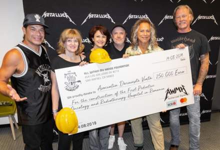 Metallica doneaza 250.000 de euro pentru spitalul oncologic de copii construit de Daruieste Viata