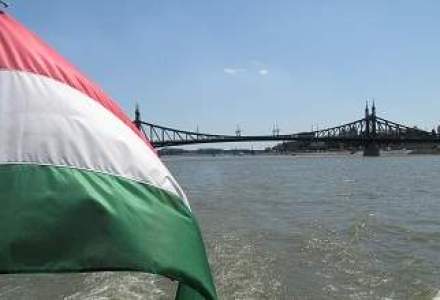 Maghiarii provoaca din nou: vor steagul secuiesc arborat in Parlament