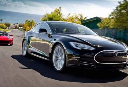 Tesla introduce polite de asigurare pentru masini: "Preturile noastre sunt cu pana la 30% mai mici decat ale companiilor traditionale"