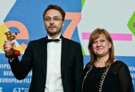 Echipa filmului "Pozitia copilului" a adus trofeul Ursul de Aur in Romania