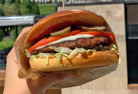 Burgerul din plante: startup-ul romanesc Trey lanseaza un produs 100% pe baza de plante