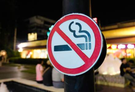 Guvernatorul de New York a anuntat interzicerea de urgenta a majoritatii aromelor pentru tigarilor electronice