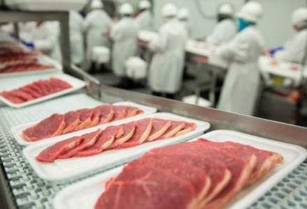 ANSVSA anunta controale in piete, abatoare si magazine alimentare pana pe 7 ianuarie 2020