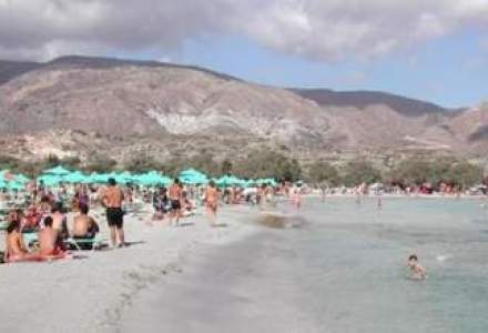 Turistii au liber la bikini si alcool in Egipt