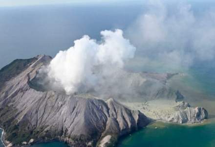 Eruptie vulcanica in Noua Zeelanda: Bilantul creste la 19 morti