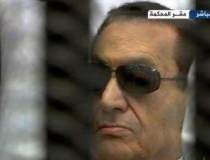Hosni Mubarak a fost adus la...
