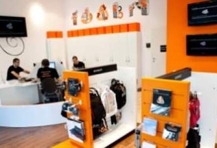 Orange redeschide magazinul din Calea Grivitei
