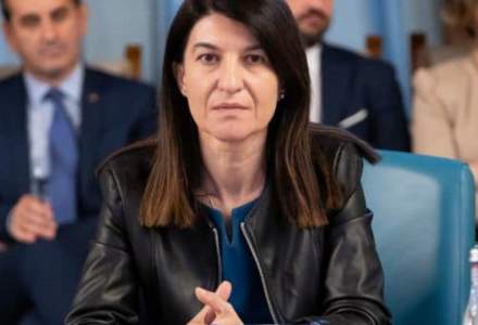 [FOTO] Ministrul Muncii acuza PSD ca posteaza in numele ei fake news