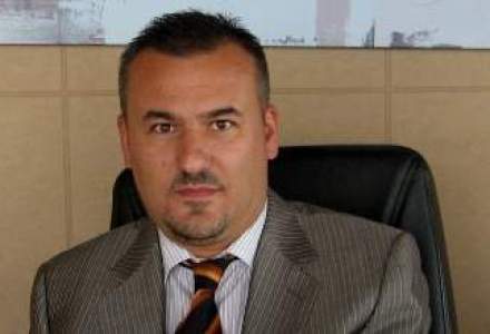 Leonard Leca, directorul financiar al Tiriac Holdings, preia functia de CEO, dupa plecarea lui Petru Vaduva