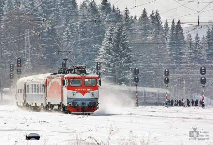 CFR Calatori: 35 de trenuri anulate, din cauza conditiilor meteo. Circulatia trenurilor de calatori se desfasoara in conditii de iarna