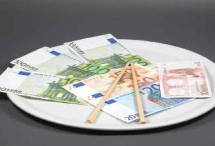 Guvernul va negocia cu FMI salarii mai mari pentru functionarii care vor atrage fonduri UE