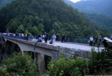 Autoritatile din Muntenegru incearca sa stabileasca cine conducea "autobuzul mortii"