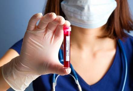 România începe să folosească TESTELE RAPIDE pentru depistarea coronavirusului în INSTITUȚII