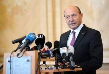 Basescu multumeste Frantei si Germaniei pentru noul acord cu UE si FMI