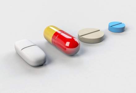 Producători de medicamente: Simplificați procedurile și în două luni este posibil să avem stocuri pentru români