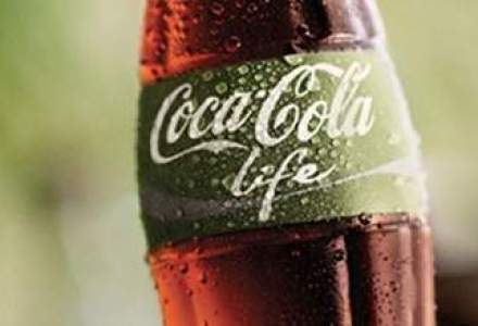 De la clasicul rosu la verdele eco: Coca-Cola lanseaza o bautura cu indulcitori naturali si sticla reciclabila