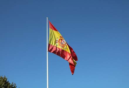 COVID-19 | Spania atinge un nou record: peste 100.000 de cazuri confirmate și 864 de decedați în ultimele 24 de ore