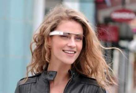 Utilizatorii Google Glass ar putea vizualiza cotatiile de pe Wall Street