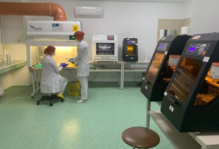 Ford România și Fundația Ion Țiriac au achiziționat un aparat de testare COVID-19 pentru Spitalul de Urgență din Craiova
