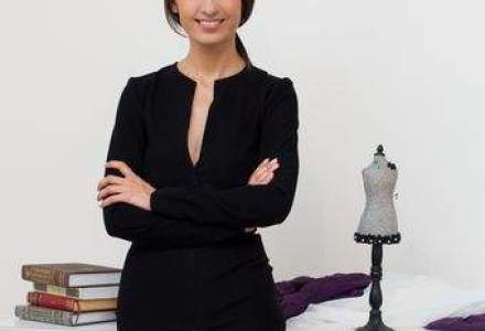 Private banking in moda: O tanara de 28 de ani face zeci de mii de euro din haine create la comanda