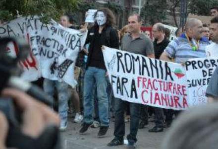 A patra zi de proteste in Capitala fata de proiectul Rosia Montana. Interventie cu gaze lacrimogene