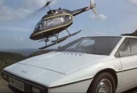 Automobilul-submarin dintr-un film cu James Bond, vandut cu 860.000 de dolari
