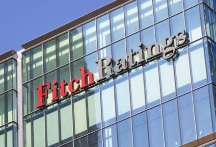 Fitch a înrăutăţit perspectiva de rating a BCR şi BRD