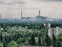 Cernobîlul, asediat de...