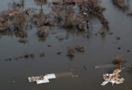 Deversare controlata: 350 de case din Galati au fost inundate
