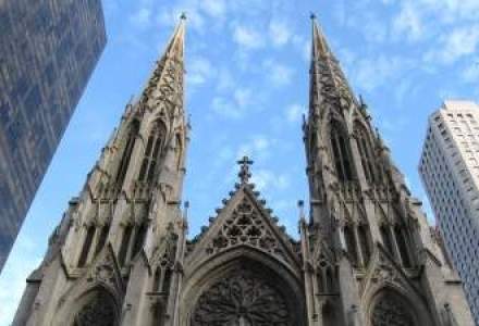 Povestea familiei romane care este implicata in restaurarea Catedralei Sfantul Patrick's din New York