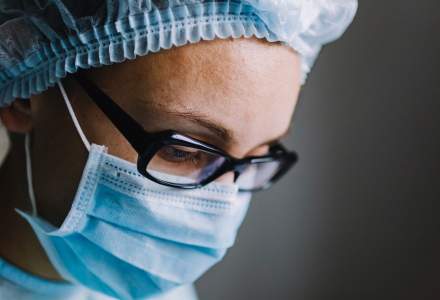 Colegiul Medicilor Bucureşti semnalează lipsa mijloacelor de protecţie şi a testărilor periodice