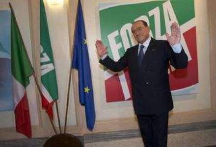 Un gest "nebun": Berlusconi arunca Italia intr-o noua criza