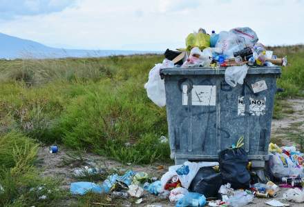 Noi acuzații la adresa României privind deșeurile. Comisia Europeană cere statului român să respecte cerințele Directivei 2008/50/CE