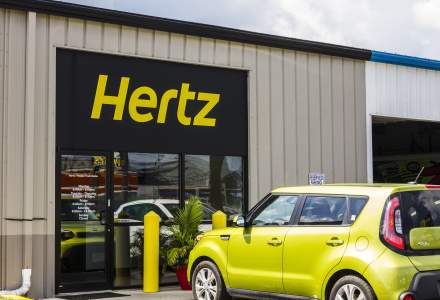 Compania Hertz și-a anunțat insolvența, după ce pandemia de coronavirus a zdrobit industria de închiriere a mașinilor