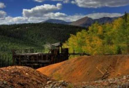 Cei 33 de mineri blocati in subteran la Rosia Montana in septembrie protesteaza din nou