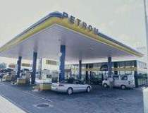 Petrom lowers gas prices