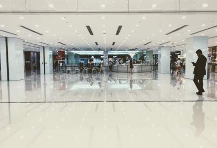 Când s-ar putea deschide mall-urile? Răspunsul ministrului Economiei