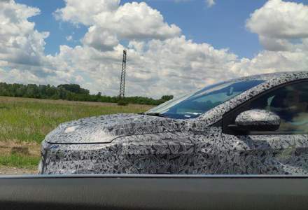 Un nou model camuflat a fost scos la teste de Dacia