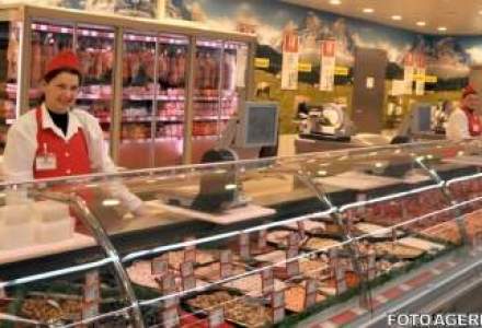 O noua amenintare alimentara: un lant de hypermarket-uri a retras peste 13 tone de carne de pui