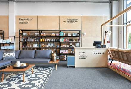 Retailerul online de mobilă Bonami se extinde în offline și deschide primul magazin, în Cehia