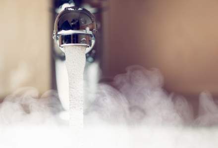 Bucureștenii și "eterna" problemă a apei calde: de ce nu curge la standarde optime?
