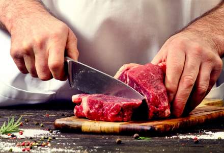 Germania vrea să pună capăt comerţului cu carne ieftină