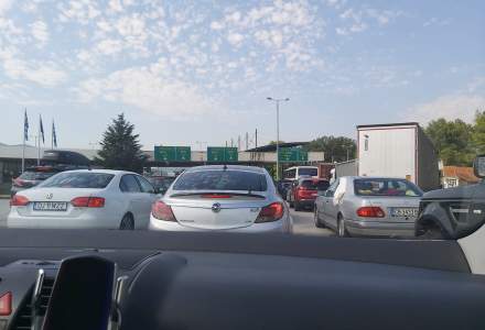 FOTO Cum se desfășoară traficul la vama Kulata din Grecia. În continuare românii stau la cozi kilometrice