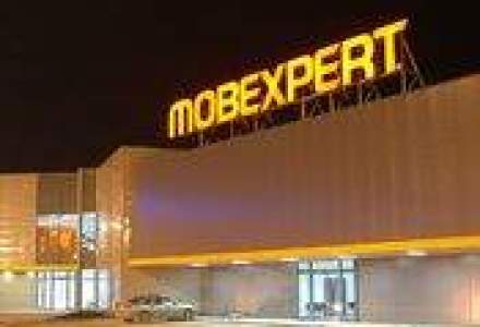 O fabrica din grupul Mobexpert isi sisteaza temporar activitatea