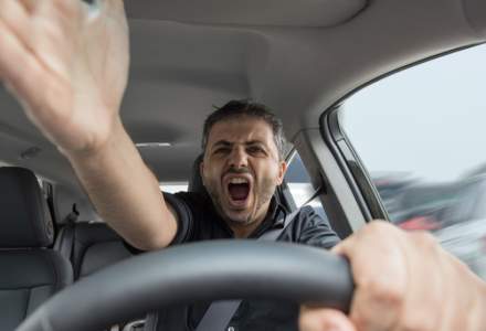 Fii treaz la volan: un șofer din zece devine furios în trafic