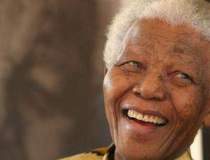 Nelson Mandela a murit:...